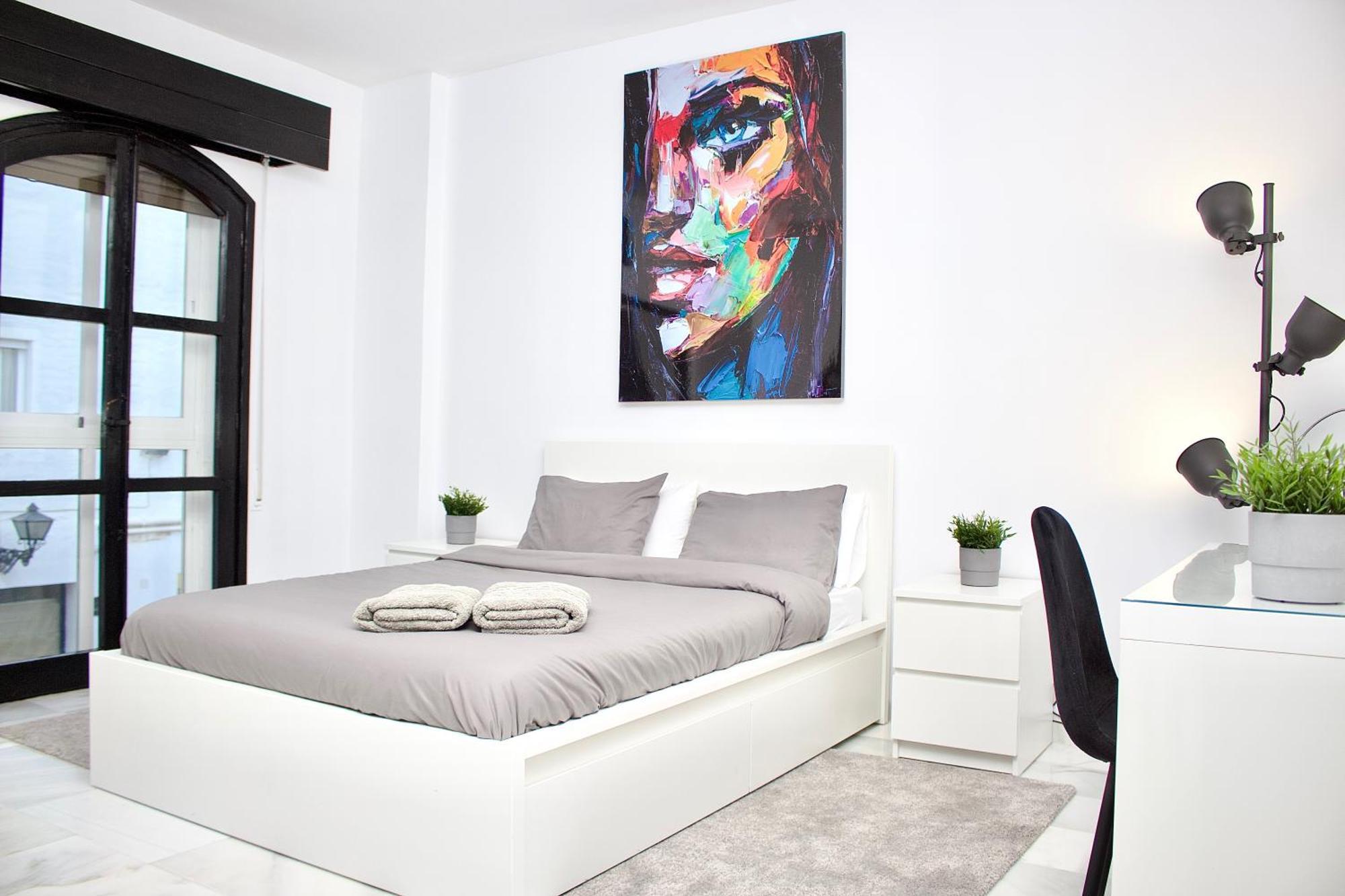 Second Line Puerto Banus Top Floor Apartemen